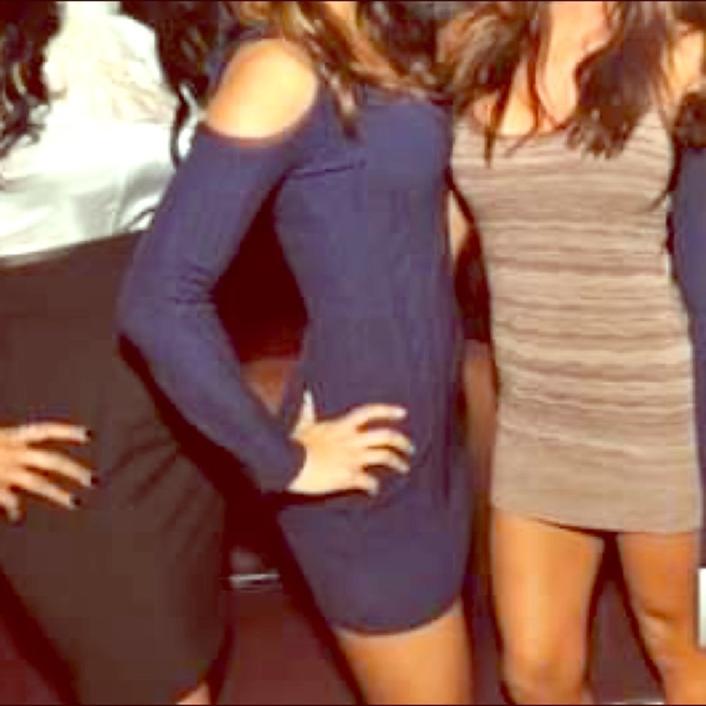 Blue long sleeve mini dress